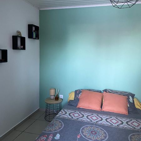 Escapade Dans L'Est Chambre Confort Avec Piscine Bras-Panon Екстер'єр фото